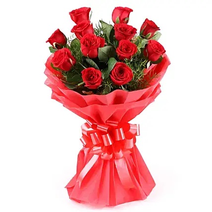 Buy/Send 10 Red Roses Exotic Bouquet online - Chocoista